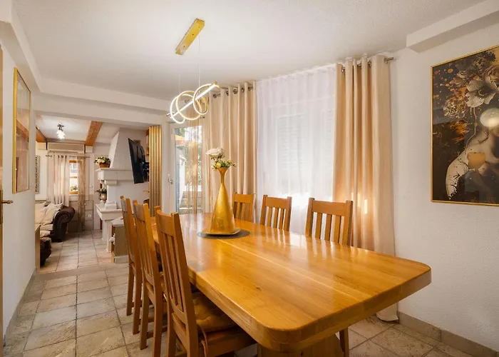 Apartamento Next To The Makarska